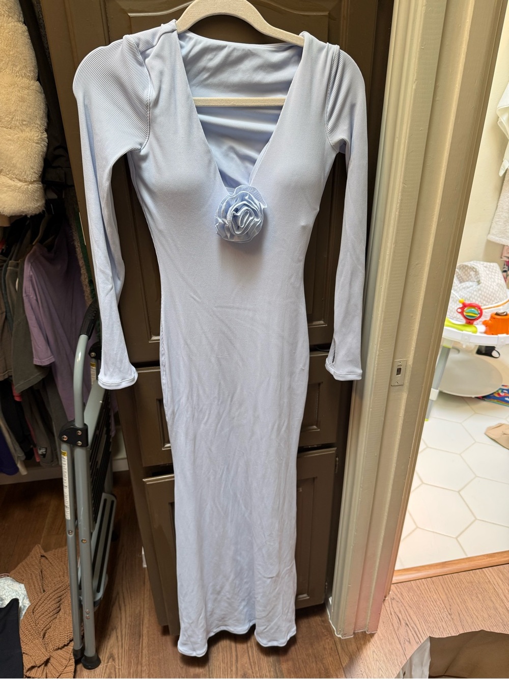 Light Blue Long-Sleeve V-Neck Maxi Dress with Rose Accent